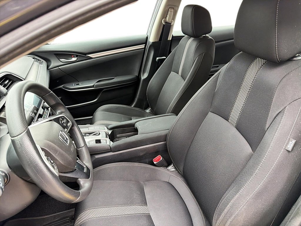 2019 Honda Civic Sedan in Sept-Îles, Quebec - 9 - w1024h768px
