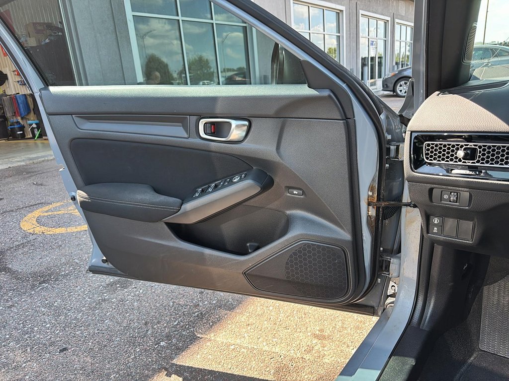 Honda Civic Sedan  2022 à Baie-Comeau, Québec - 11 - w1024h768px