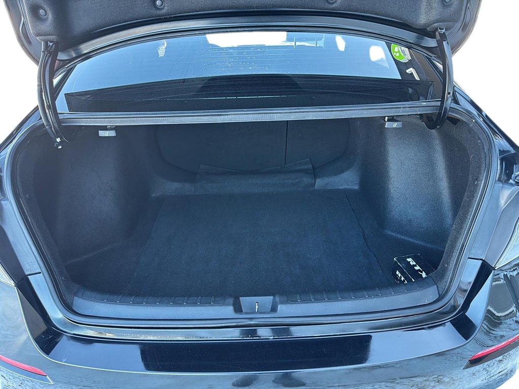 2022 Honda Civic Sedan in Sept-Îles, Quebec - 6 - w1024h768px