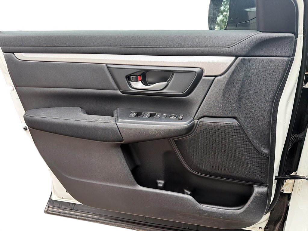 2018 Honda CR-V LX in Chicoutimi, Quebec - 11 - w1024h768px