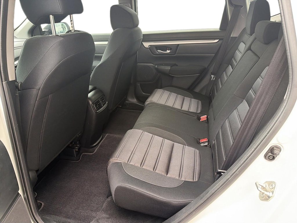 2018 Honda CR-V LX in Chicoutimi, Quebec - 18 - w1024h768px