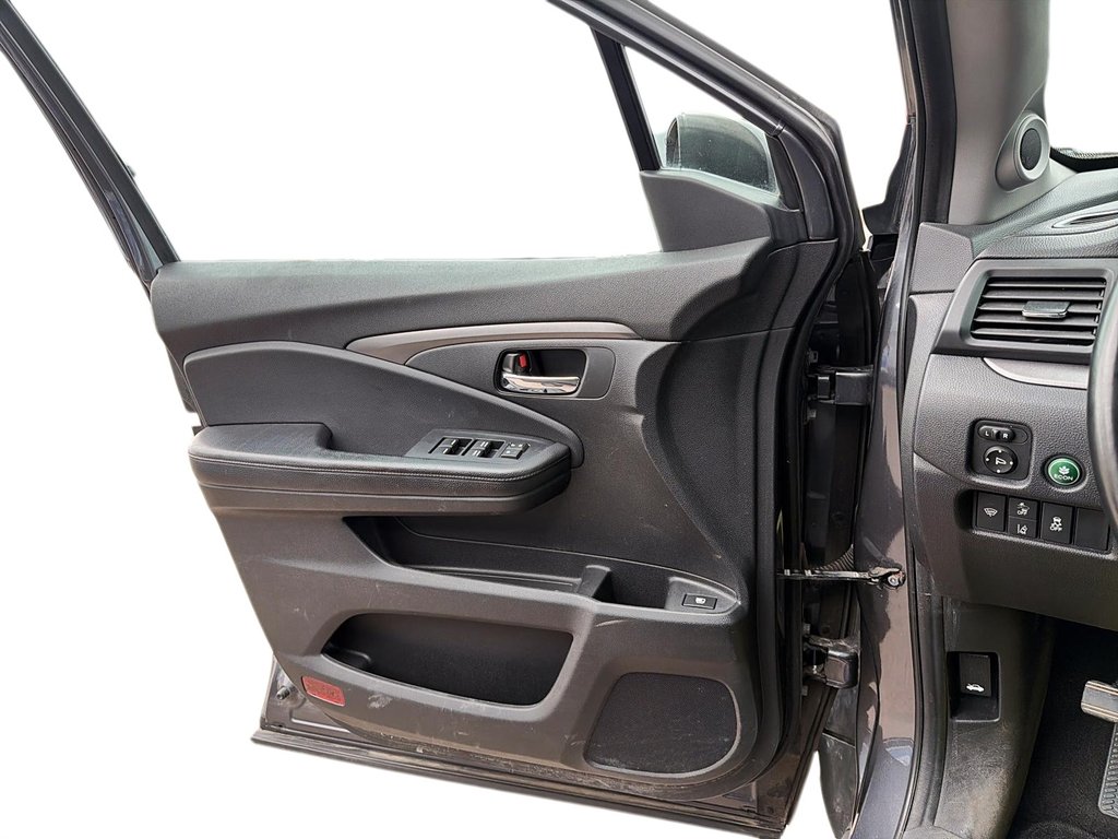 2019 Honda Pilot EX in Chicoutimi, Quebec - 10 - w1024h768px