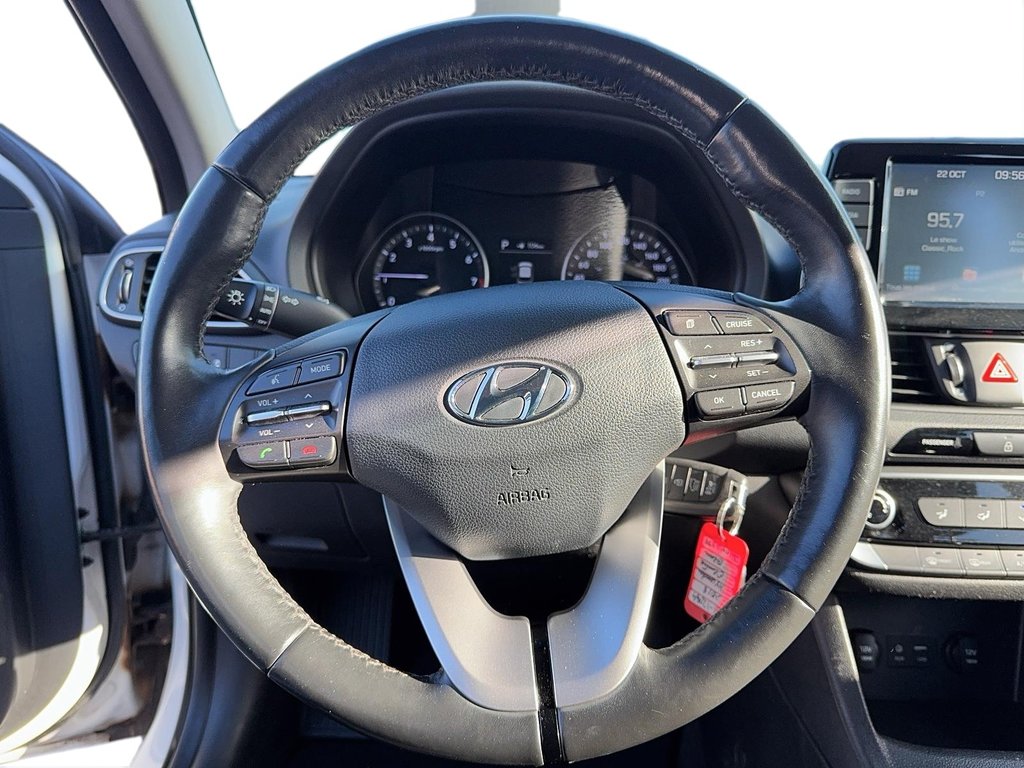 Hyundai Elantra GT  2018 à Jonquière, Québec - 12 - w1024h768px