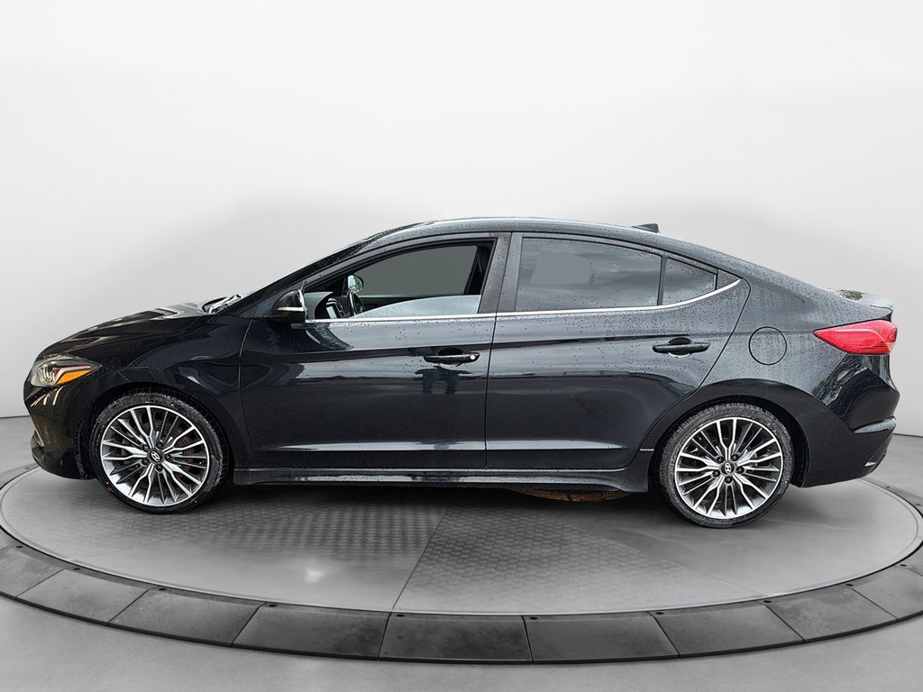Hyundai Elantra  2018 à Baie-Comeau, Québec - 5 - w1024h768px