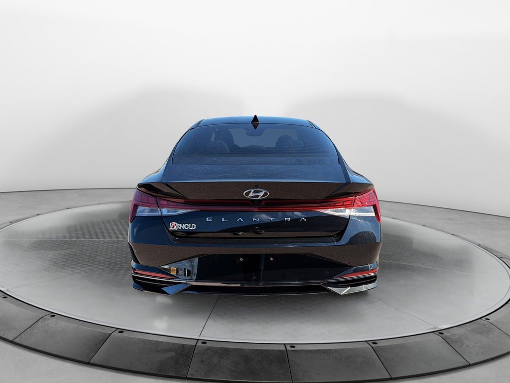 2023 Hyundai Elantra in Sept-Îles, Quebec - 3 - w1024h768px