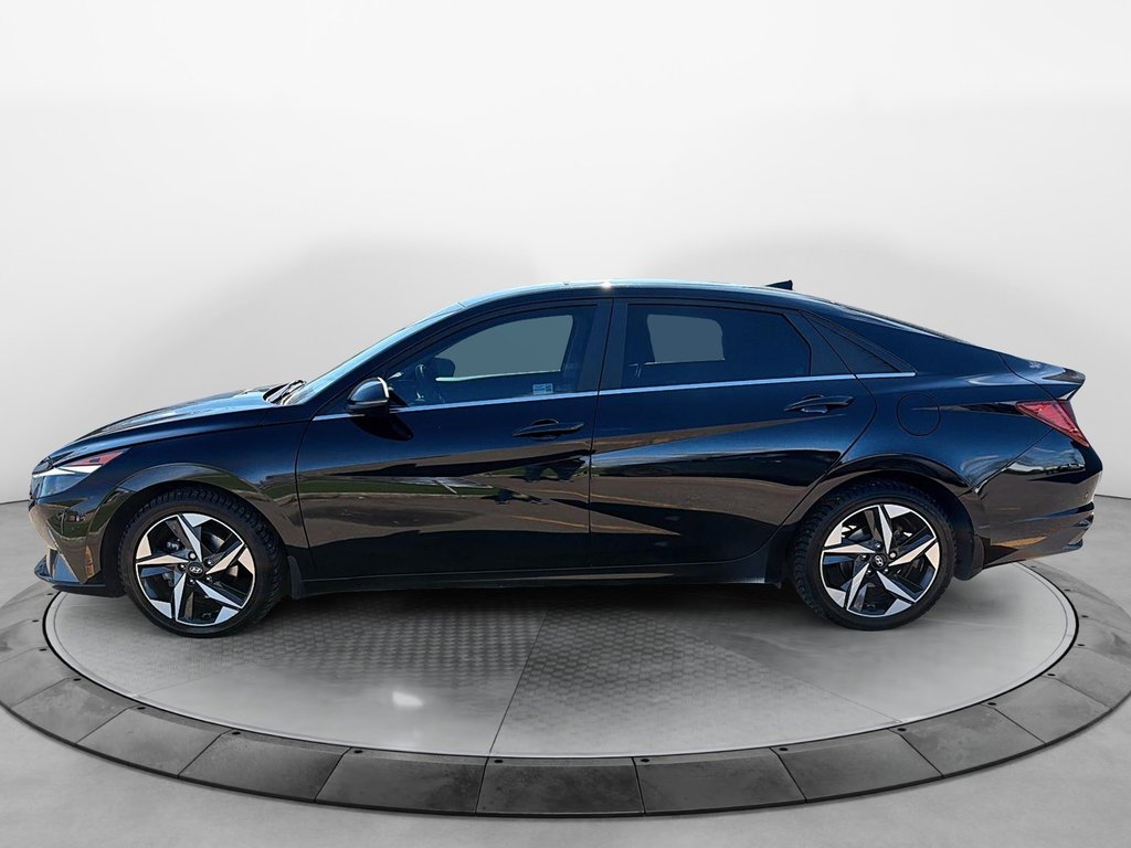 2023 Hyundai Elantra in Sept-Îles, Quebec - 5 - w1024h768px
