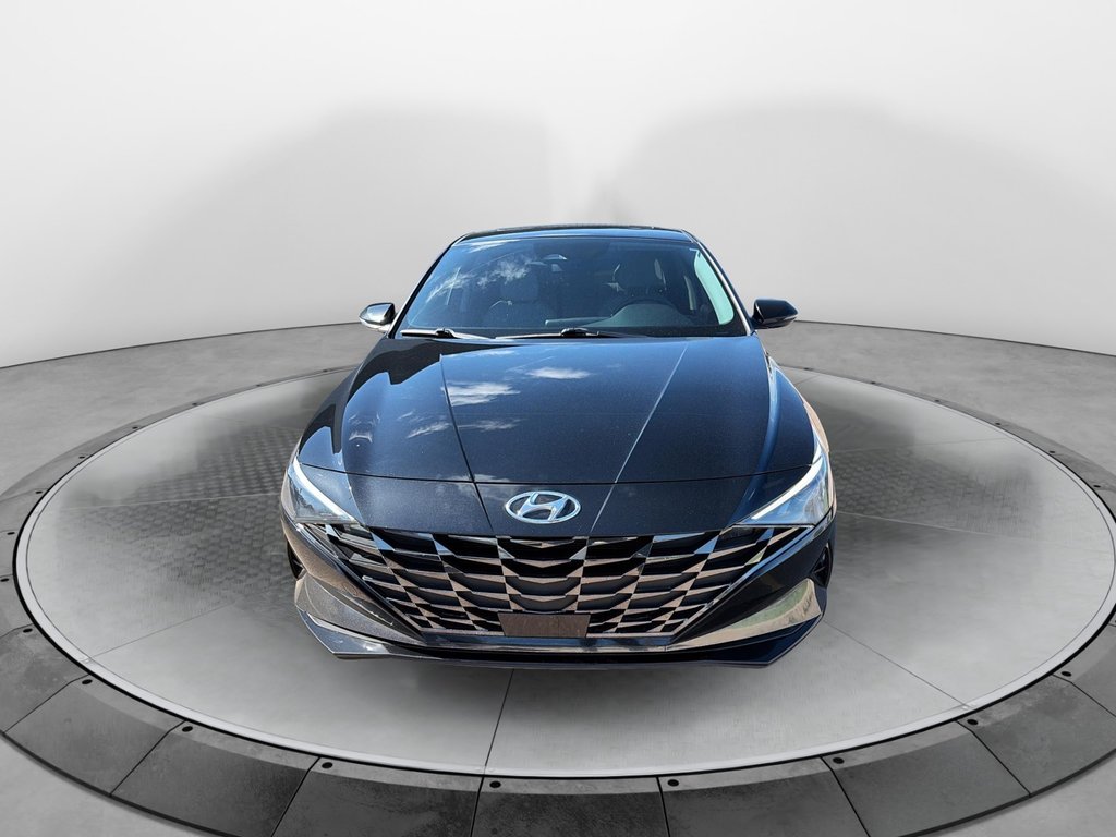 2023 Hyundai Elantra in Sept-Îles, Quebec - 2 - w1024h768px