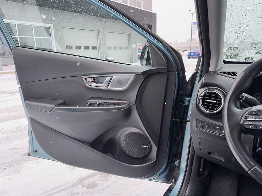 2021 Hyundai KONA ELECTRIC in Jonquière, Quebec - 11 - w1024h768px