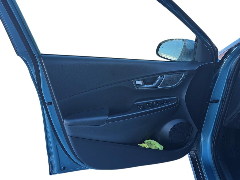 2021 Hyundai Kona Electric Preferred in Jonquière, Quebec - 11 - w1024h768px