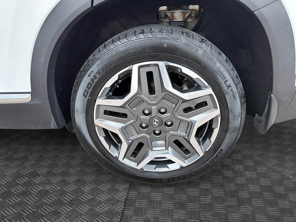 2023 Hyundai Santa Fe Hybrid in Jonquière, Quebec - 7 - w1024h768px