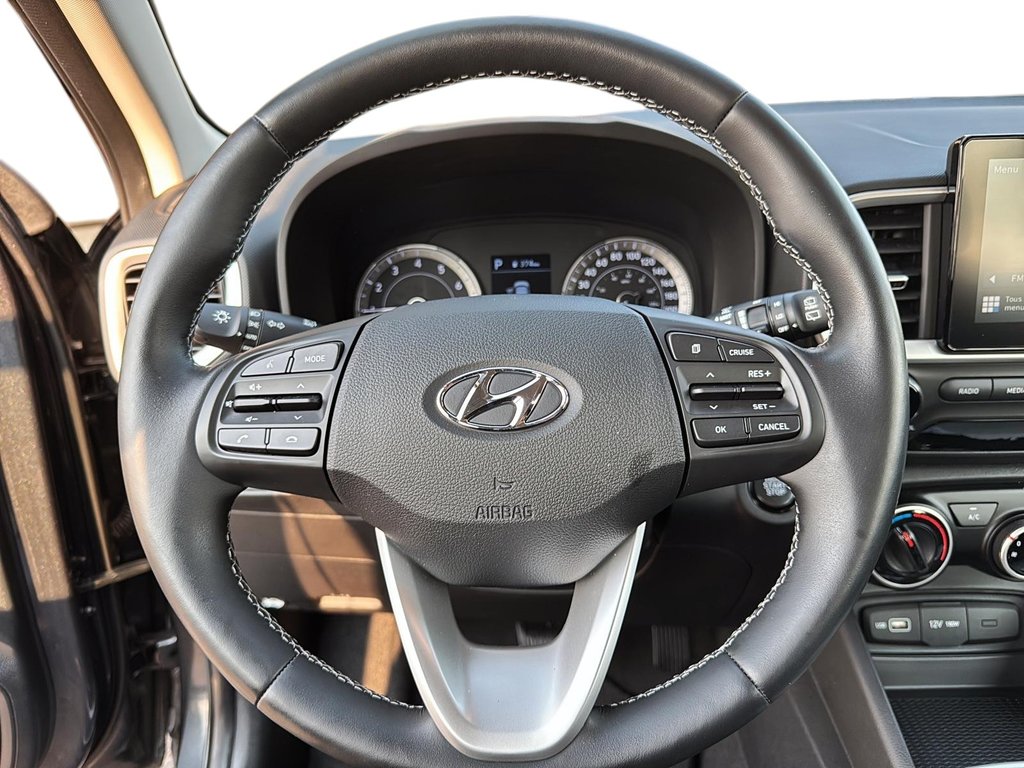 2022 Hyundai Venue in Jonquière, Quebec - 12 - w1024h768px
