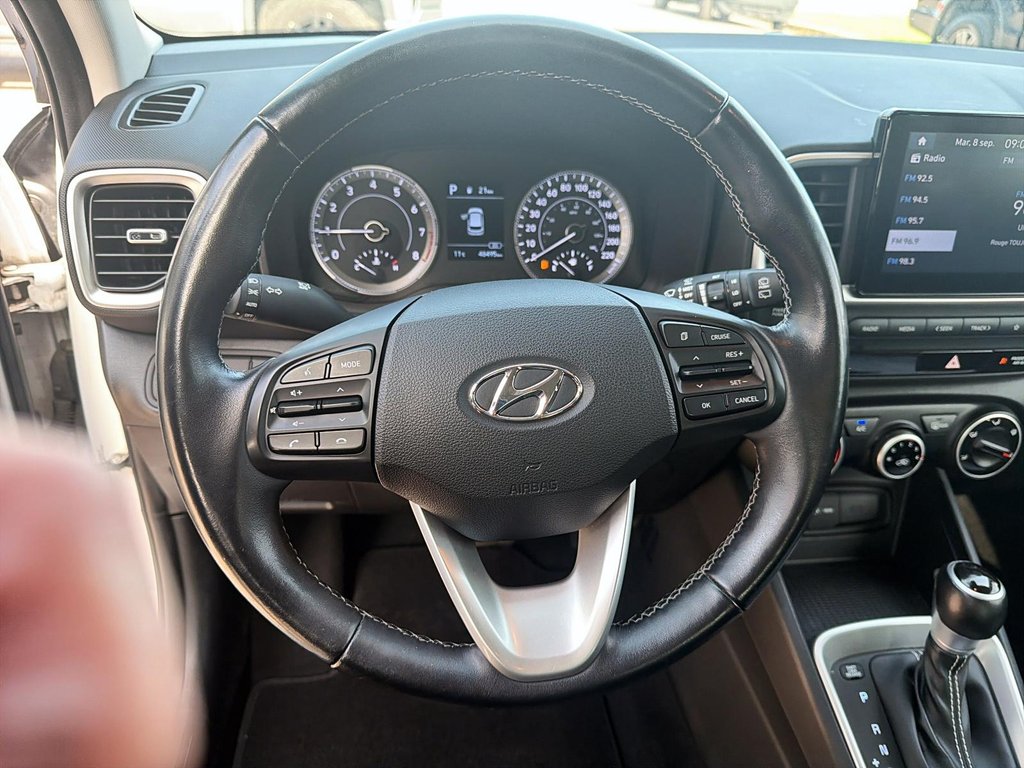 2022 Hyundai Venue Preferred in Chicoutimi, Quebec - 12 - w1024h768px