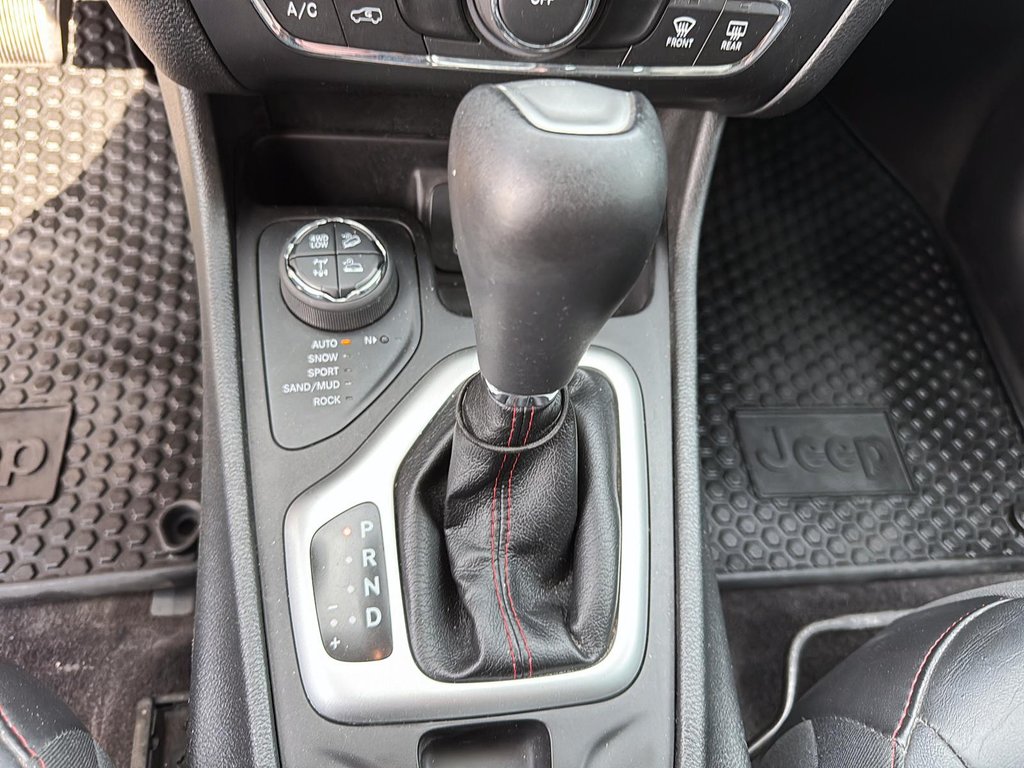 Jeep Cherokee  2018 à Baie-Comeau, Québec - 15 - w1024h768px