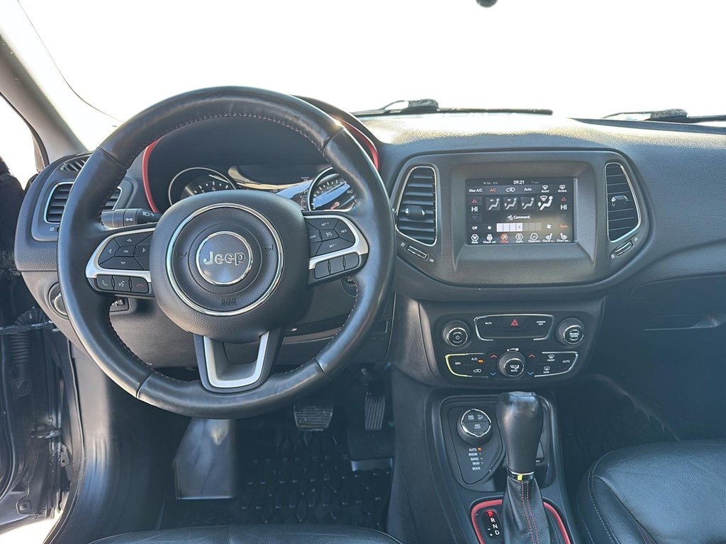 2018 Jeep Compass in Sept-Îles, Quebec - 10 - w1024h768px