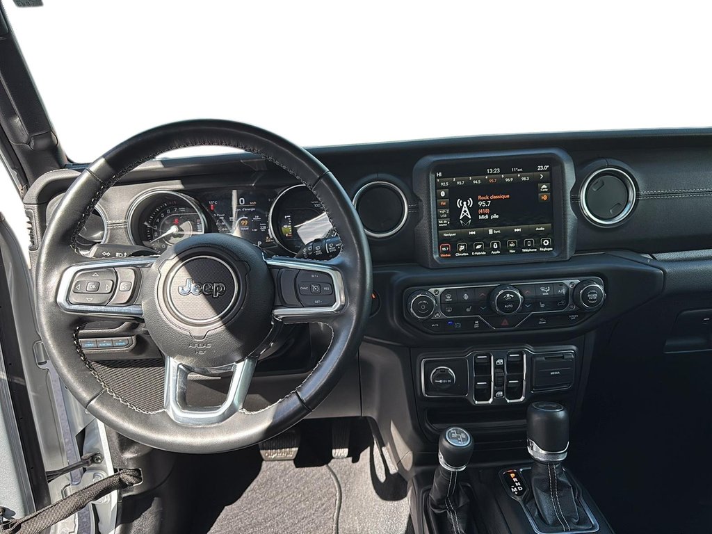 Jeep Wrangler 4xe  2023 à Jonquière, Québec - 9 - w1024h768px