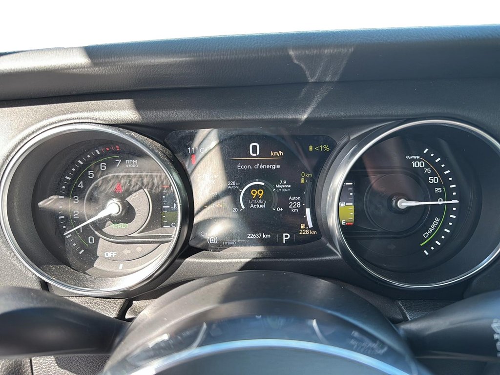 Jeep Wrangler 4xe  2023 à Jonquière, Québec - 12 - w1024h768px
