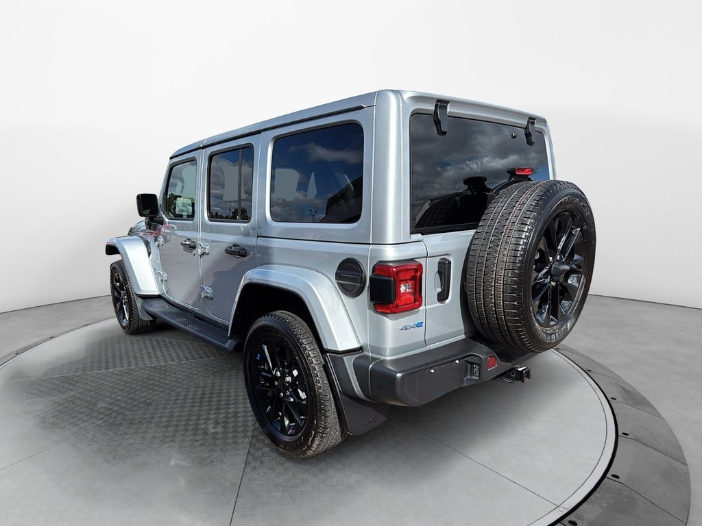 Jeep Wrangler 4xe  2023 à Jonquière, Québec - 4 - w1024h768px