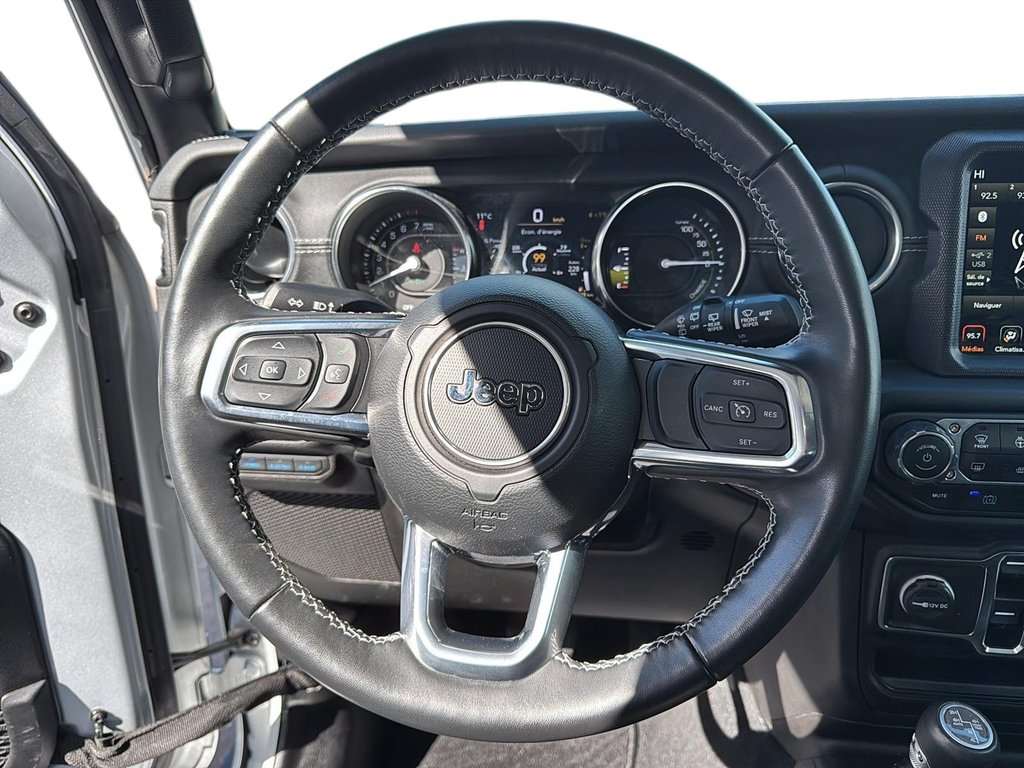 Jeep Wrangler 4xe  2023 à Jonquière, Québec - 11 - w1024h768px