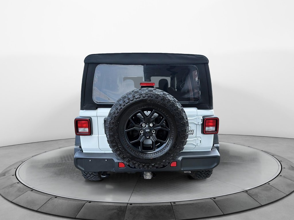 Jeep Wrangler  2024 à Sept-Îles, Québec - 3 - w1024h768px