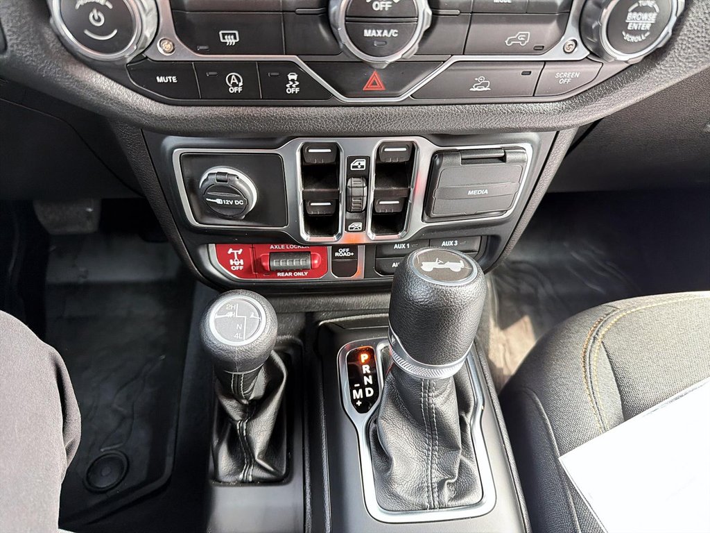 Jeep Wrangler  2024 à Sept-Îles, Québec - 15 - w1024h768px