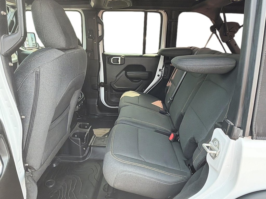 Jeep Wrangler  2024 à Sept-Îles, Québec - 17 - w1024h768px