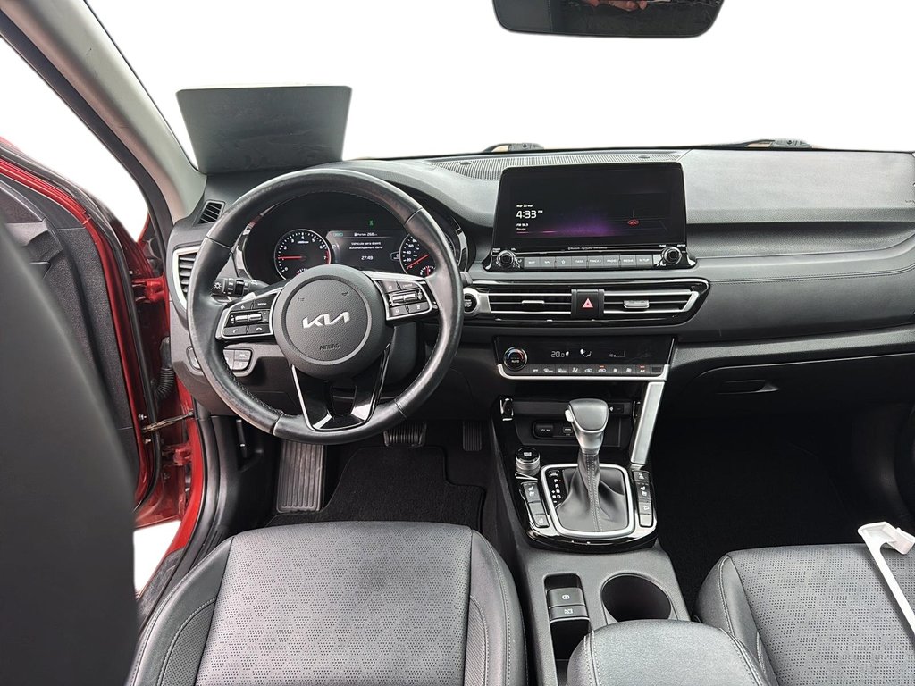 Kia Seltos  2022 à Jonquière, Québec - 10 - w1024h768px