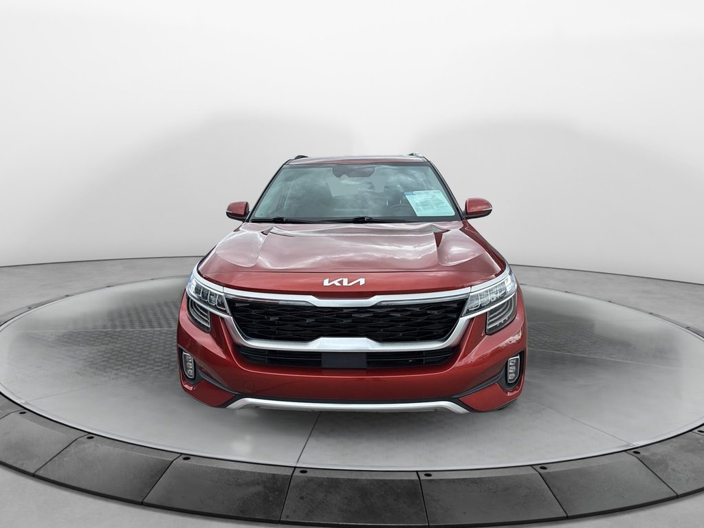 Kia Seltos  2022 à Jonquière, Québec - 2 - w1024h768px
