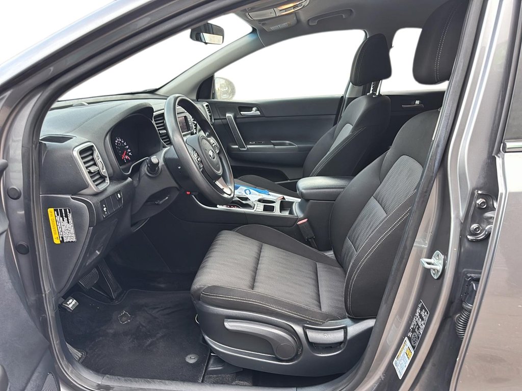 2017 Kia Sportage LX in Chicoutimi, Quebec - 9 - w1024h768px