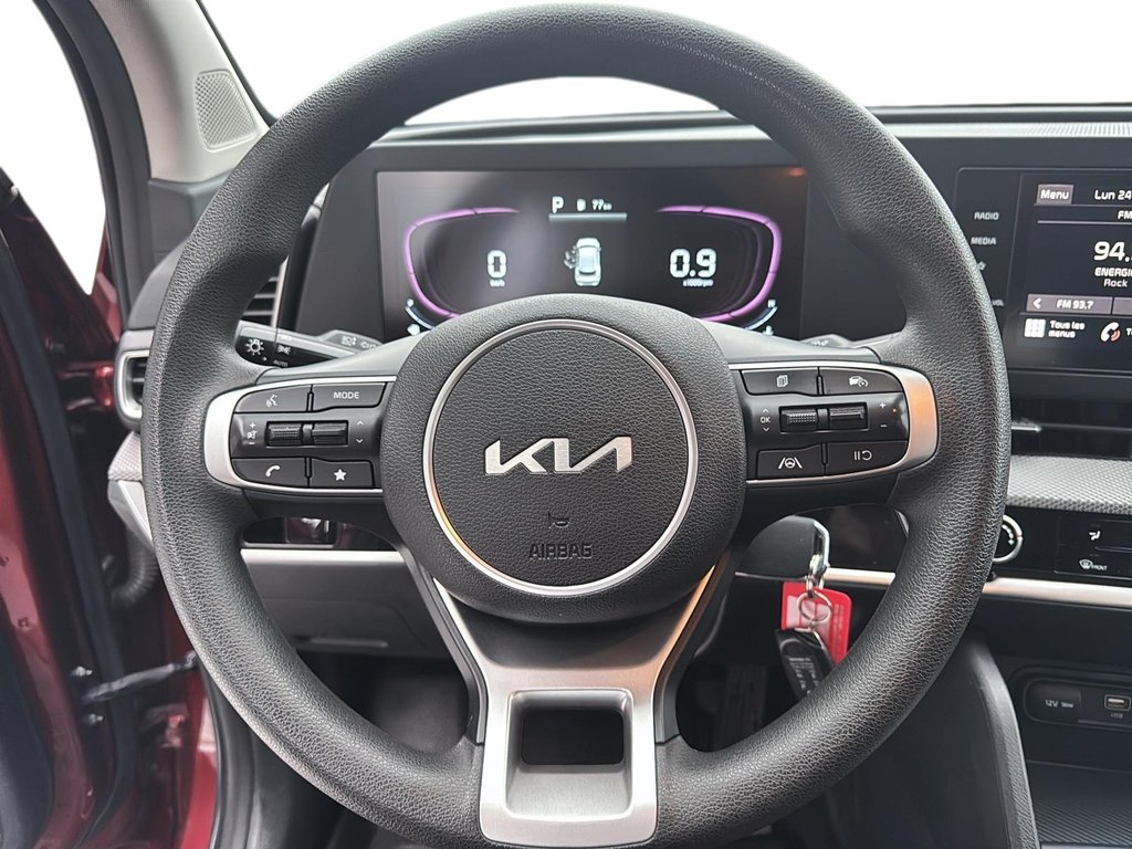 Kia Sportage  2023 à Jonquière, Québec - 12 - w1024h768px