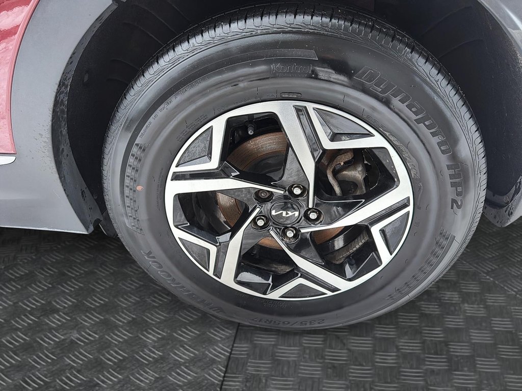 Kia Sportage  2023 à Jonquière, Québec - 7 - w1024h768px