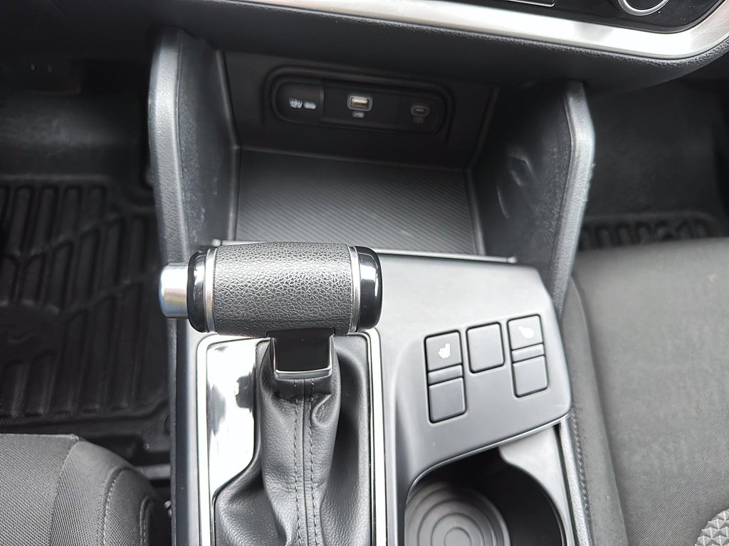 Kia Sportage  2023 à Jonquière, Québec - 15 - w1024h768px