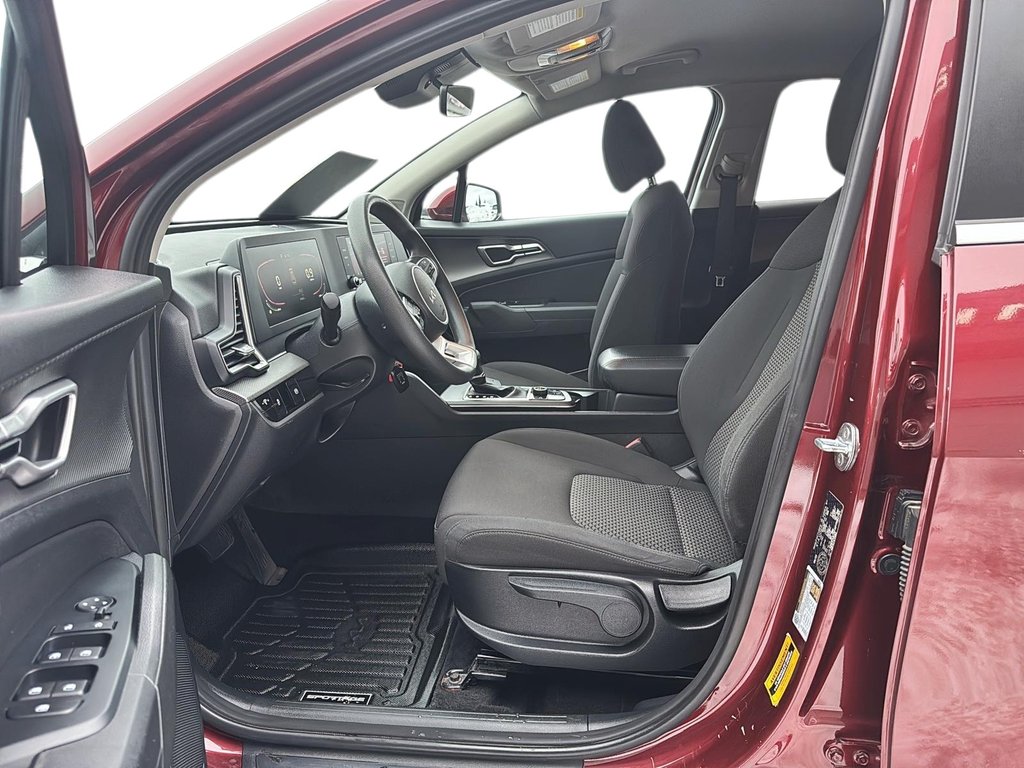 Kia Sportage  2023 à Jonquière, Québec - 9 - w1024h768px