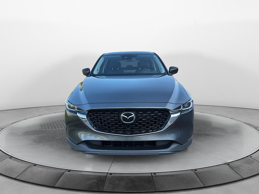 2023 Mazda CX-5 in Jonquière, Quebec - 2 - w1024h768px