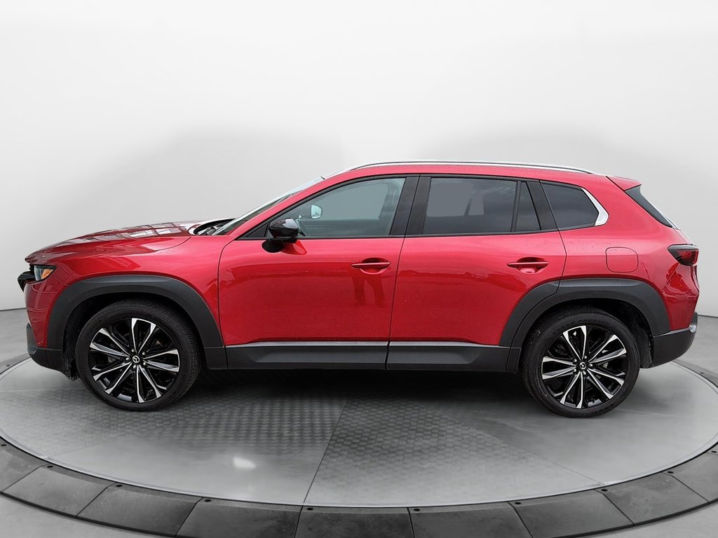 2023 Mazda CX-50 in Baie-Comeau, Quebec - 5 - w1024h768px