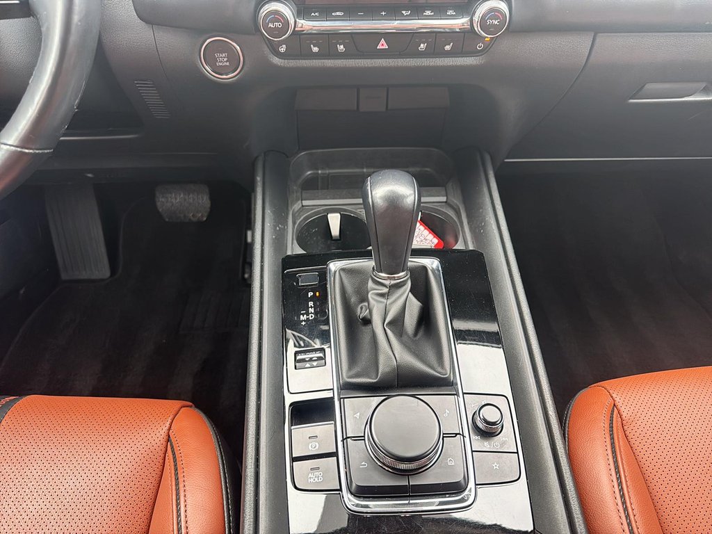 2024 Mazda CX-50 GT in Jonquière, Quebec - 15 - w1024h768px