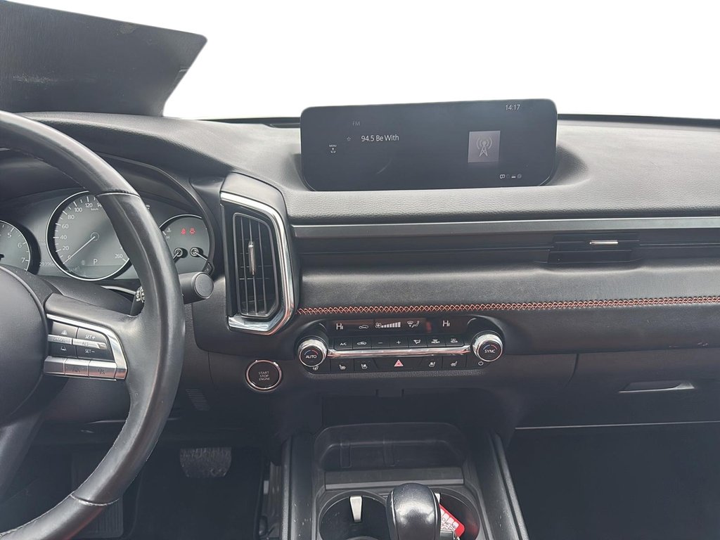 2024 Mazda CX-50 GT in Jonquière, Quebec - 14 - w1024h768px