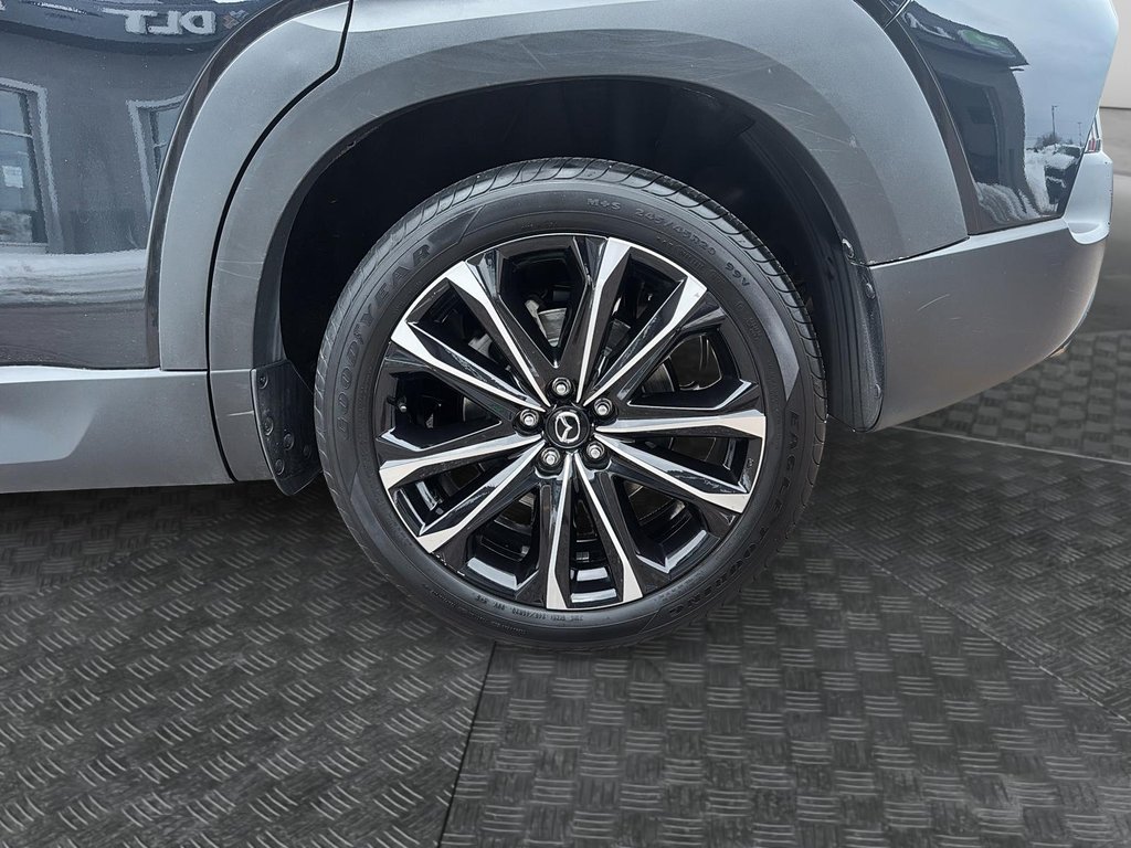 2024 Mazda CX-50 GT in Jonquière, Quebec - 7 - w1024h768px