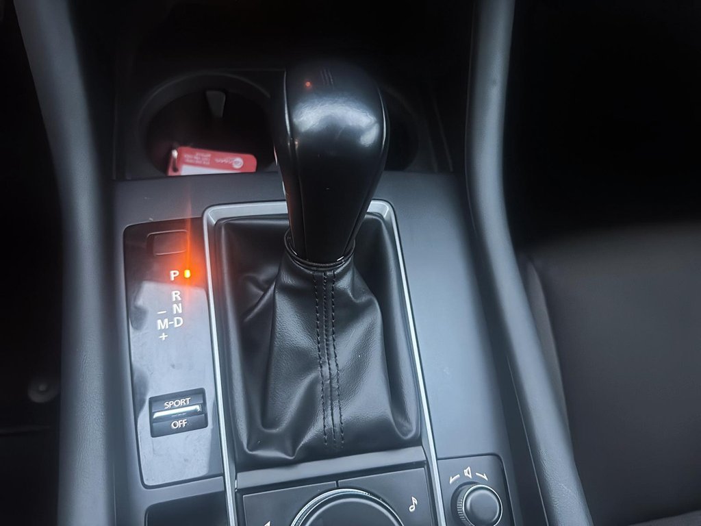 Mazda 3  2021 à Jonquière, Québec - 15 - w1024h768px