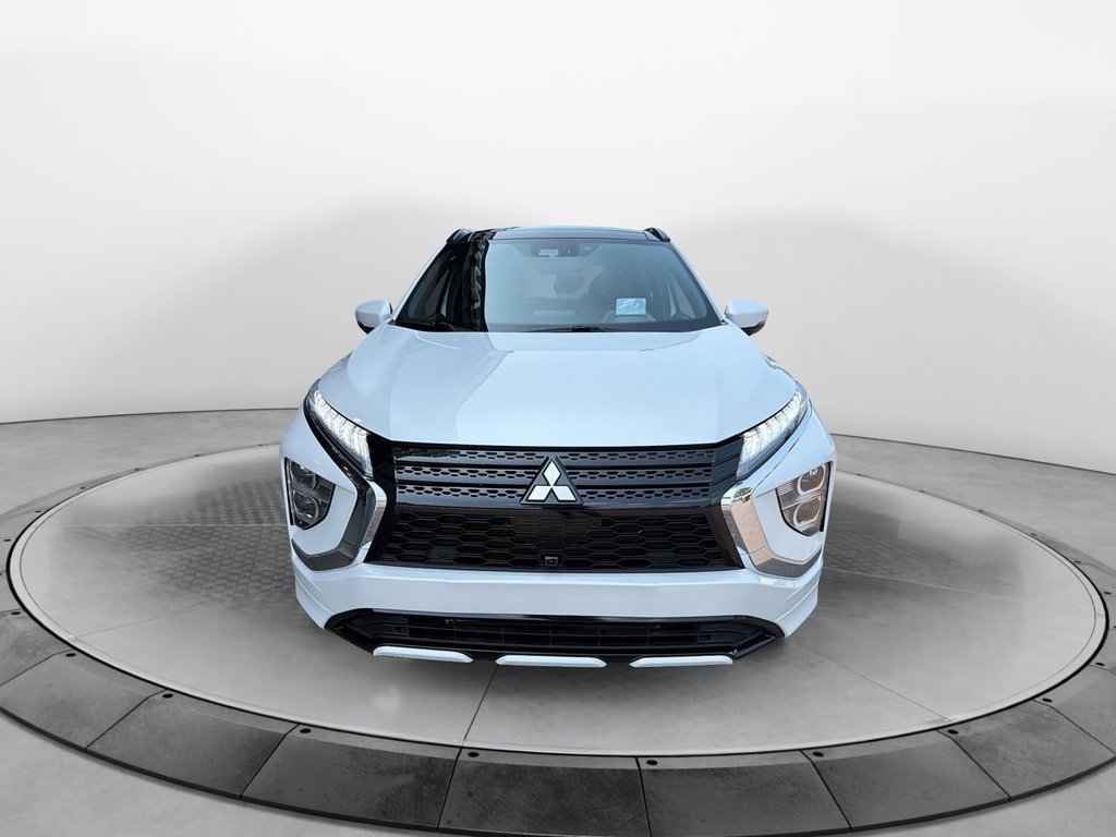 2022 Mitsubishi Eclipse Cross in Jonquière, Quebec - 2 - w1024h768px