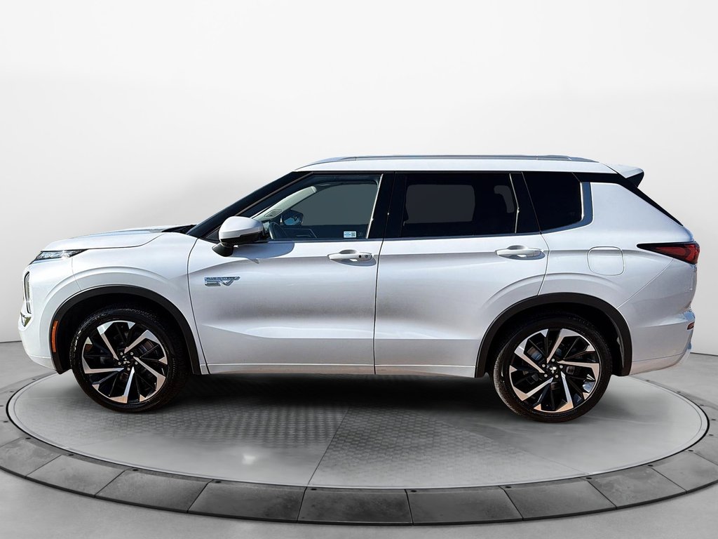 2024 Mitsubishi Outlander in Baie-Comeau, Quebec - 5 - w1024h768px