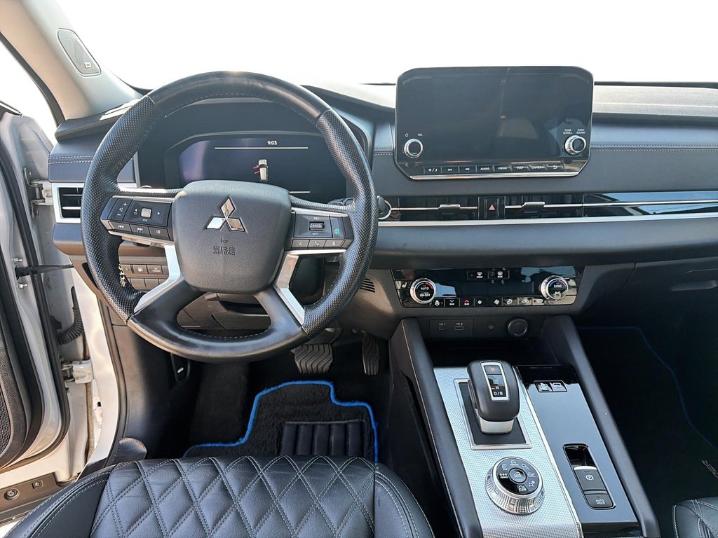 2024 Mitsubishi Outlander in Baie-Comeau, Quebec - 10 - w1024h768px