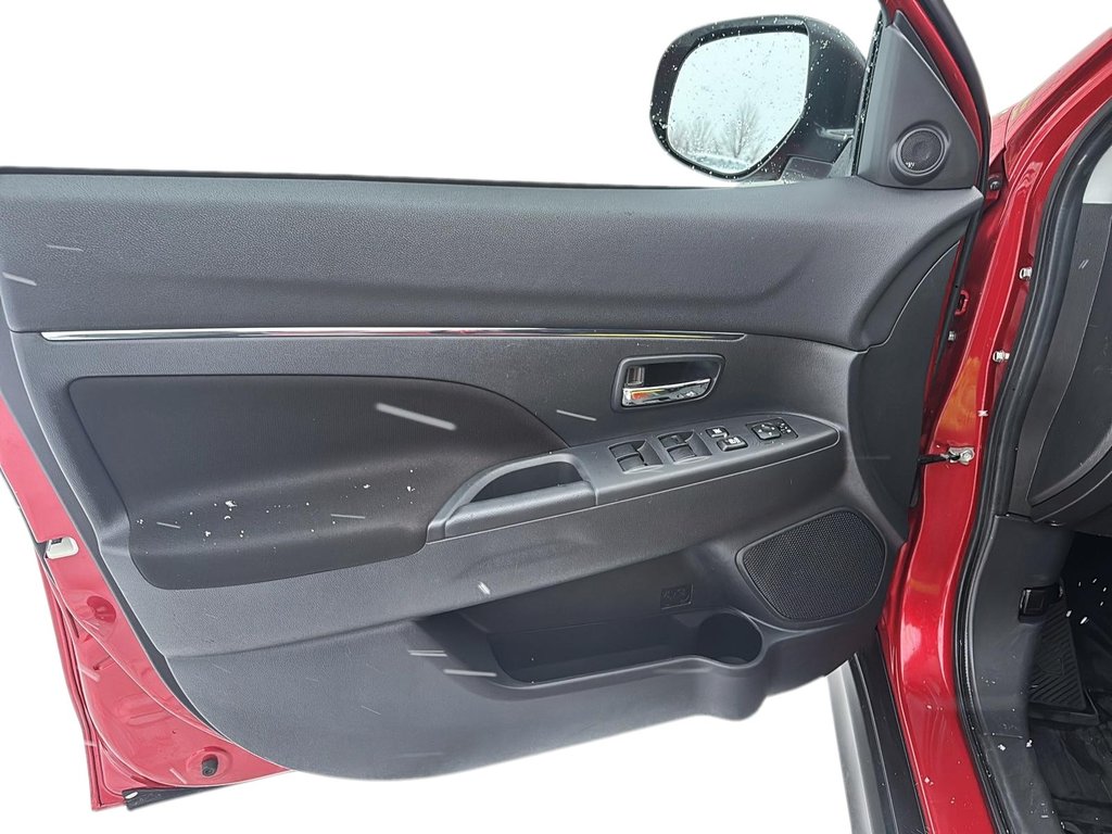 Mitsubishi RVR  2022 à Jonquière, Québec - 11 - w1024h768px