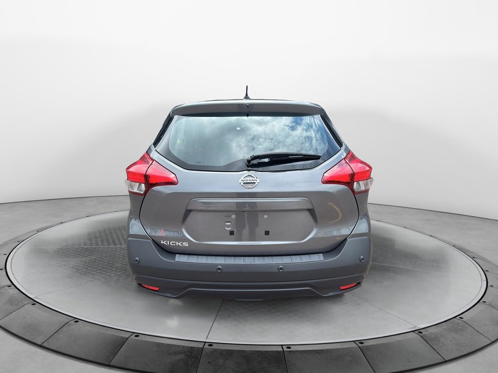 Nissan Kicks  2020 à Jonquière, Québec - 3 - w1024h768px