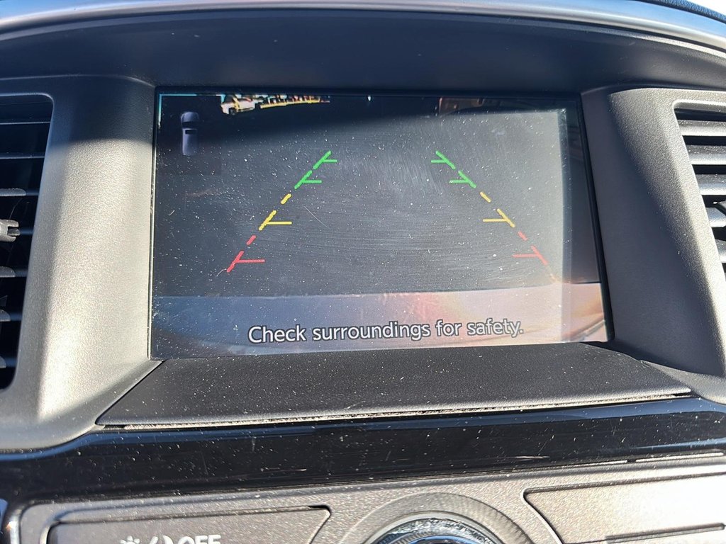 Nissan Pathfinder  2017 à Baie-Comeau, Québec - 16 - w1024h768px