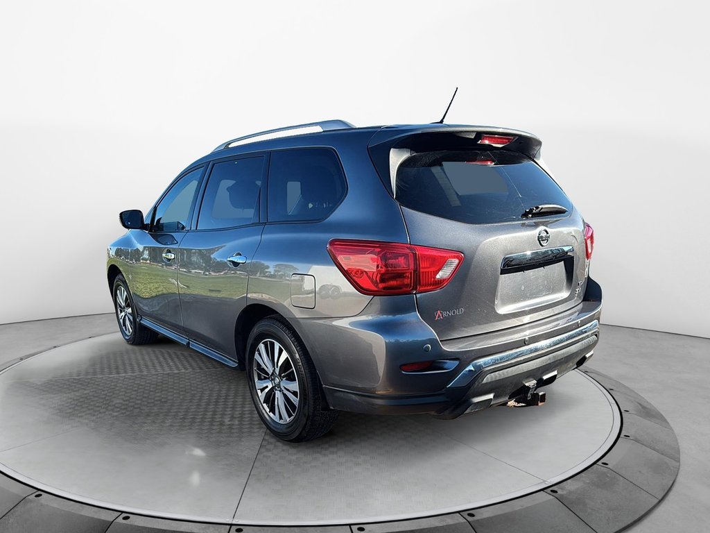 Nissan Pathfinder  2017 à Baie-Comeau, Québec - 4 - w1024h768px
