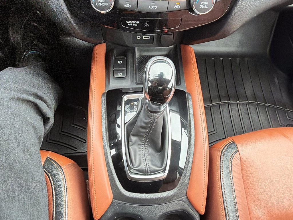 Nissan Rogue  2019 à Jonquière, Québec - 15 - w1024h768px