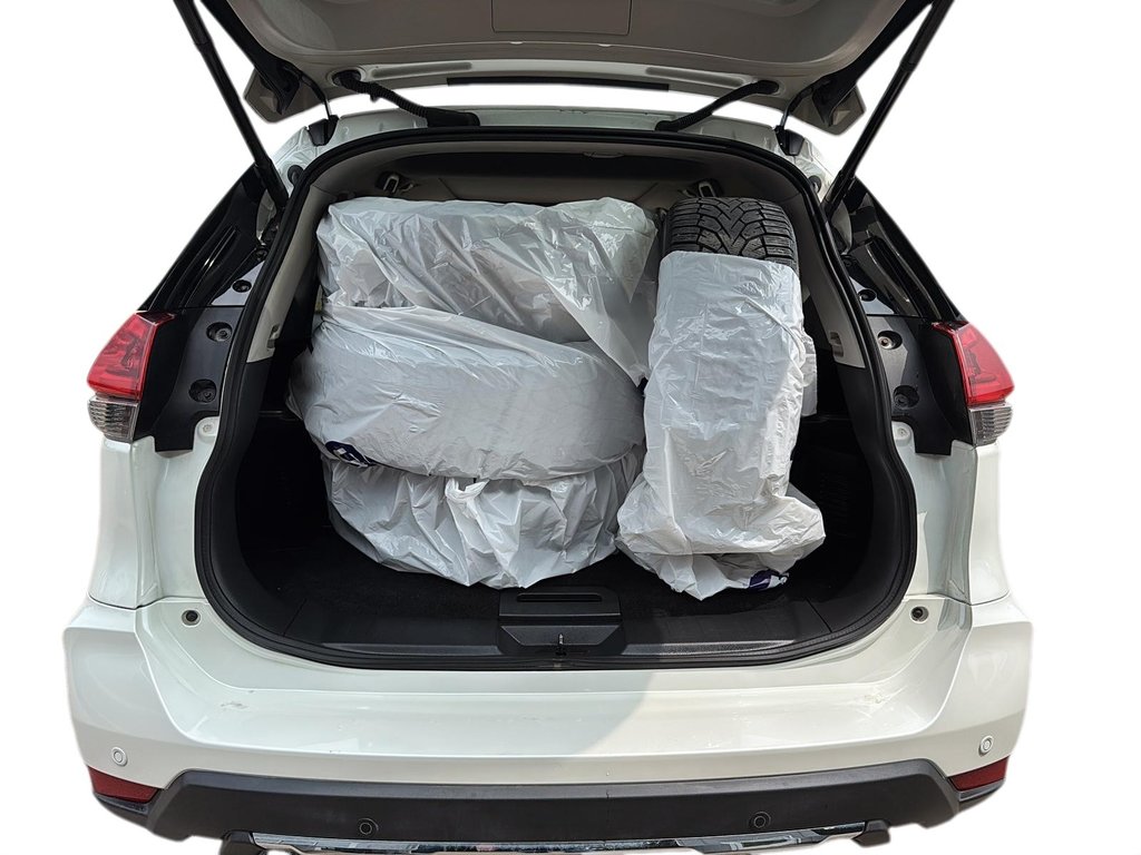 2020 Nissan Rogue in Jonquière, Quebec - 6 - w1024h768px