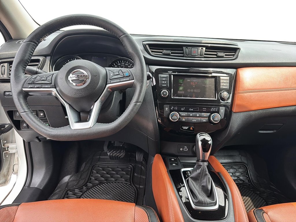 2020 Nissan Rogue in Jonquière, Quebec - 10 - w1024h768px