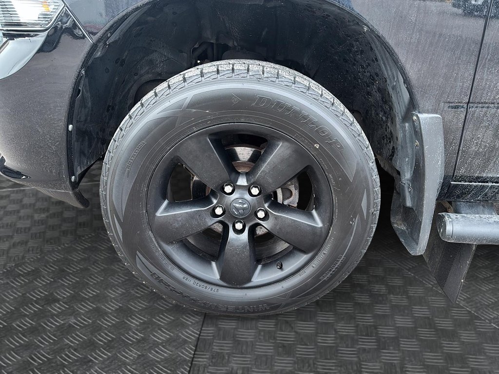2019 Ram 1500 Classic Express in Chicoutimi, Quebec - 7 - w1024h768px