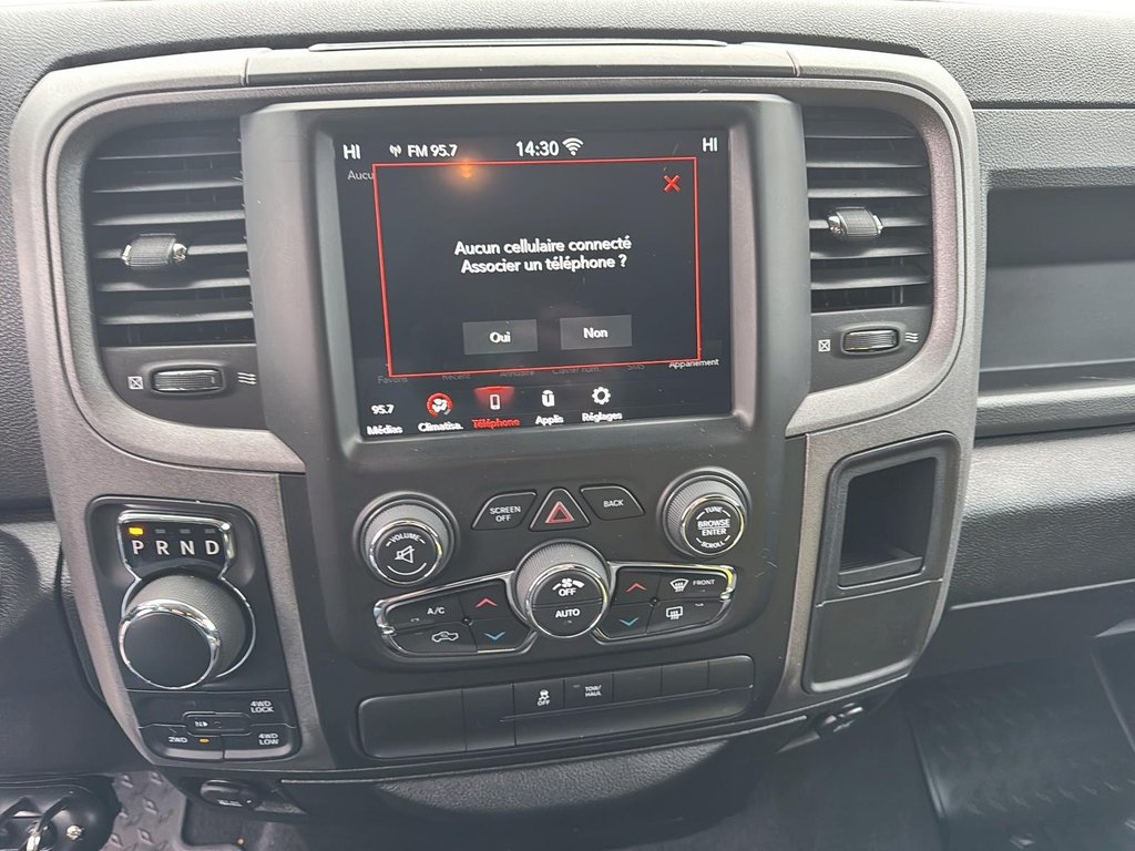 2019 Ram 1500 Classic Express in Chicoutimi, Quebec - 14 - w1024h768px